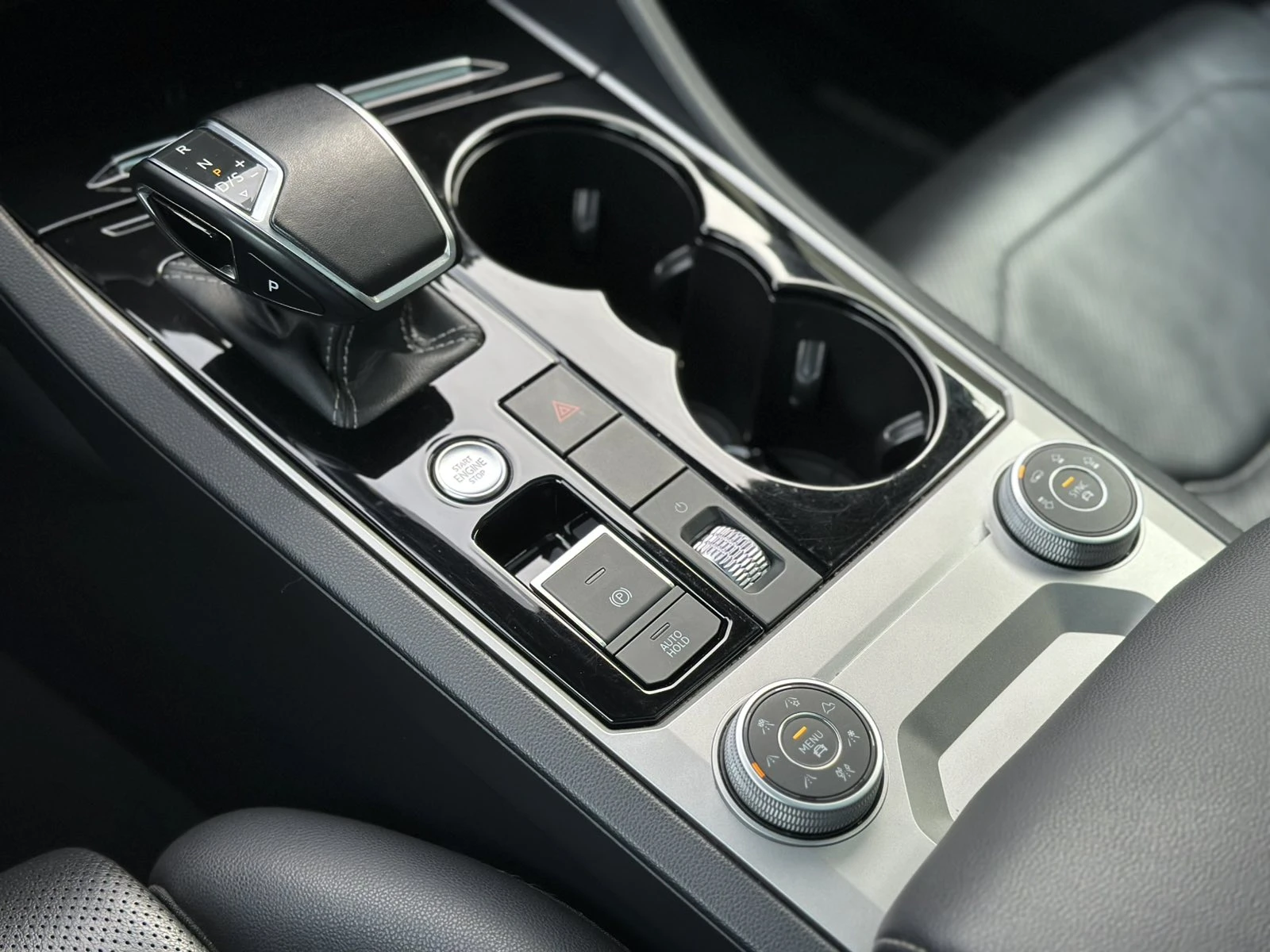 VW Touareg 3.0TDI/R-Line/Black Editon - изображение 10