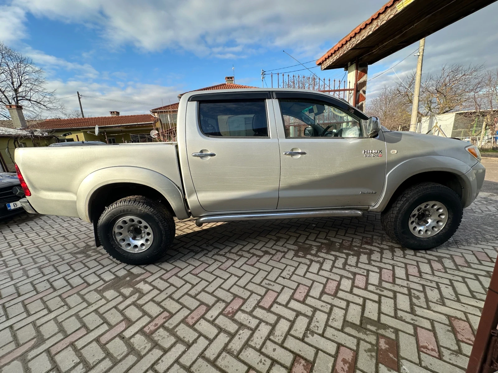 Toyota Hilux ?nvincible, снимка 6 - Автомобили и джипове - 53849969