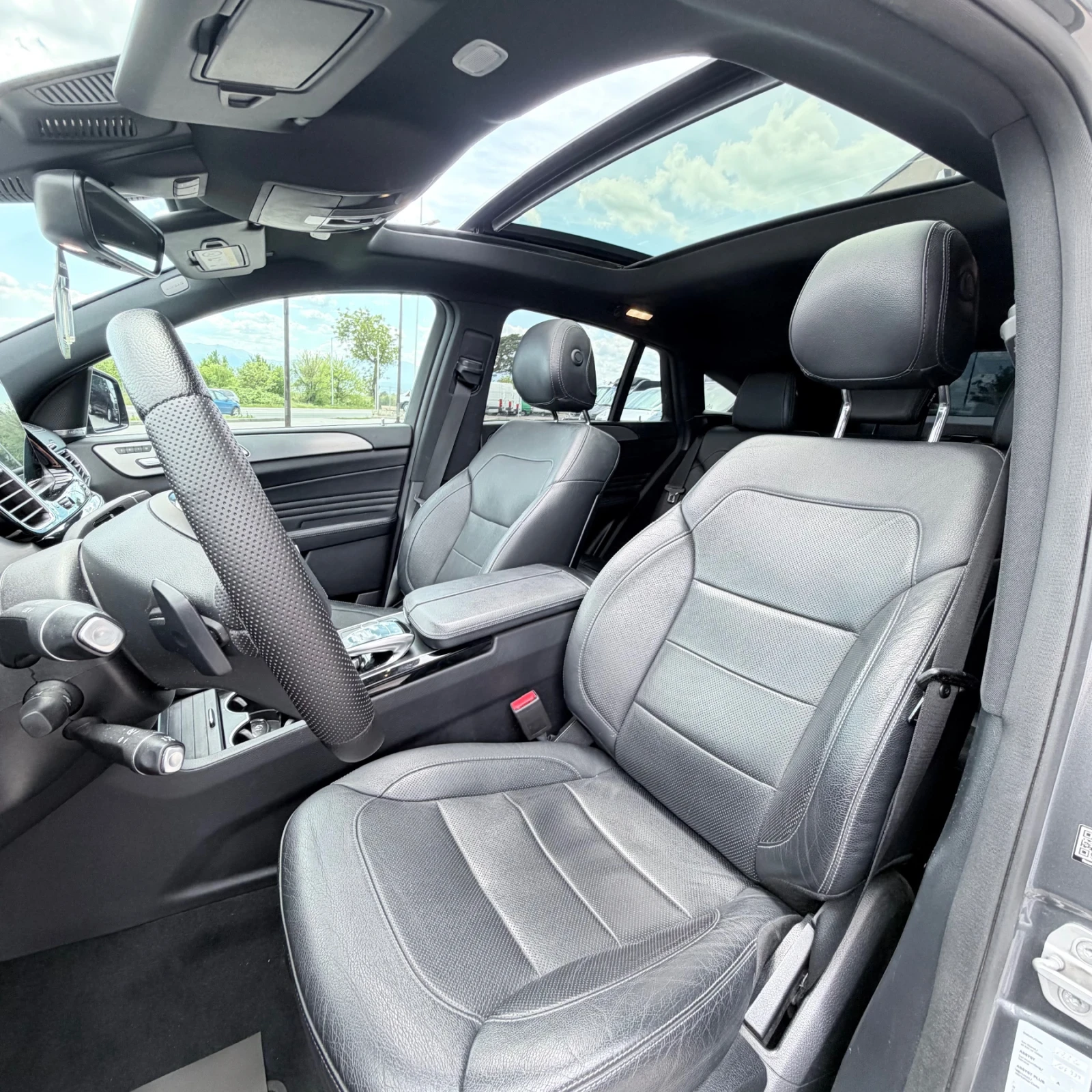 Mercedes-Benz GLE 350 ПЕЧКА;ПАНОРАМА;360 -Kamera;Keyless-Go;ОБДУХВАНЕ, снимка 7 - Автомобили и джипове - 54411779