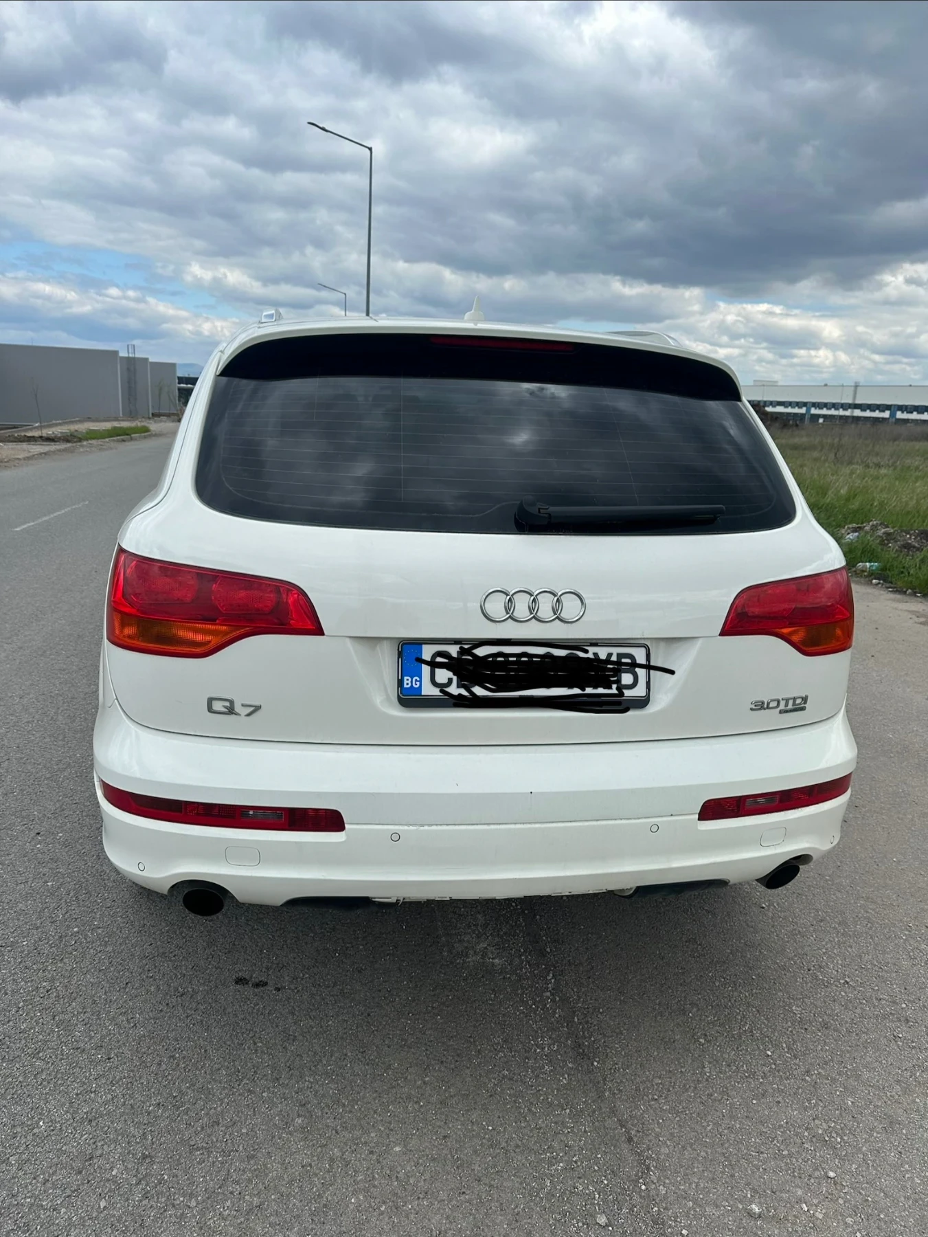 Audi Q7 3.0 Sline, снимка 2 - Автомобили и джипове - 55678079
