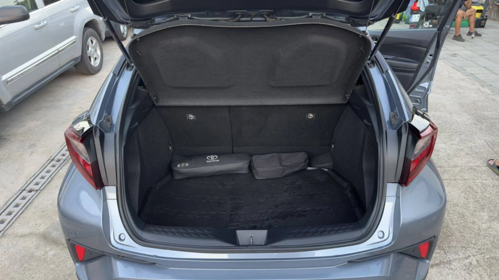 Toyota C-HR 1.8 HYBRID 94000km! TEAM DEUTSCHLAND , снимка 13 - Автомобили и джипове - 55772112