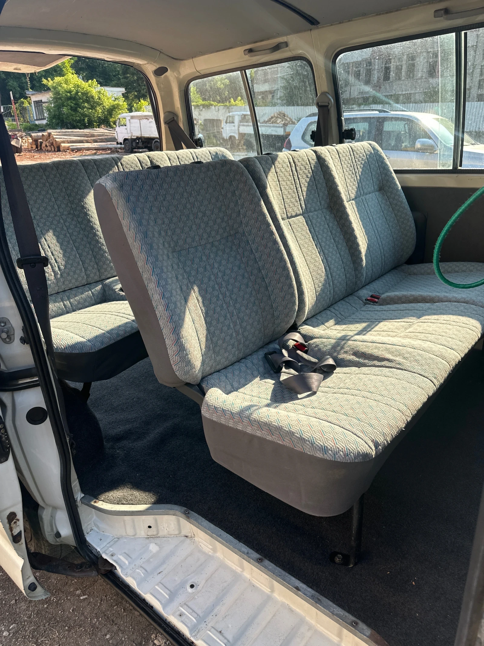 Toyota Hiace 7+ 1 - изображение 6