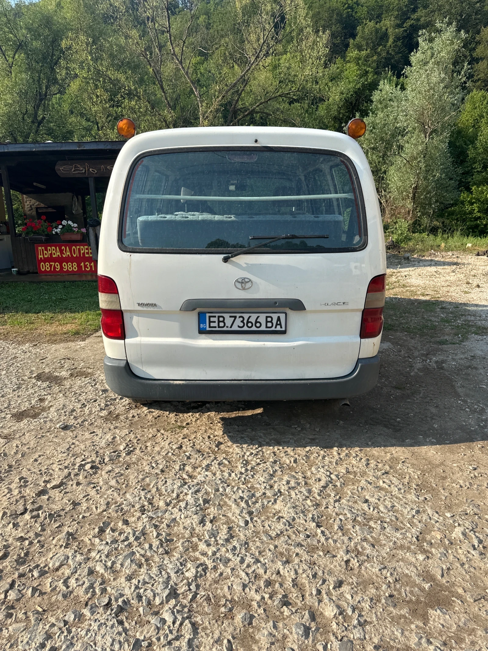 Toyota Hiace 7+ 1 - изображение 3