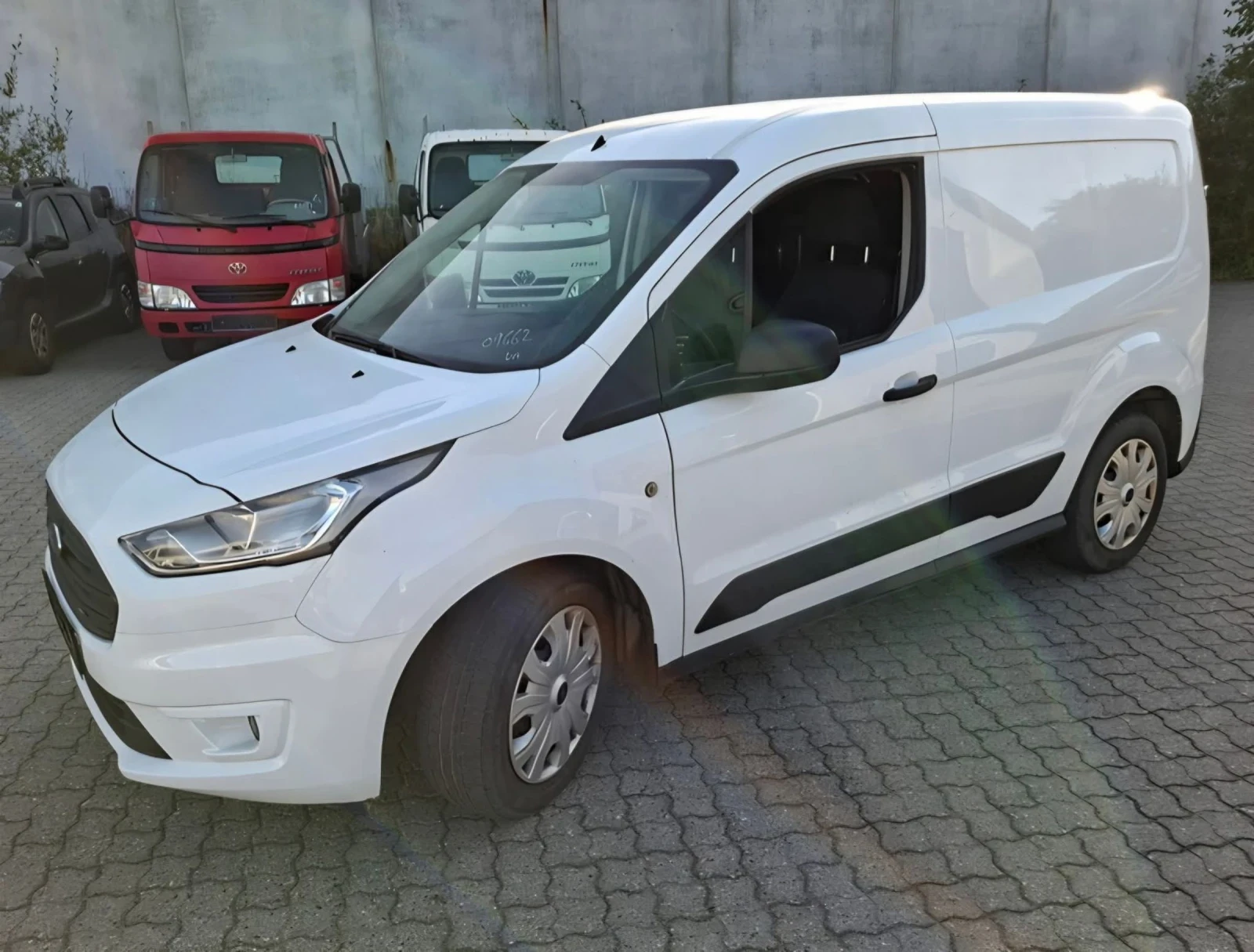 Ford Transit Courier | Model 2019 | 1.5TDCi 100hp - изображение 2
