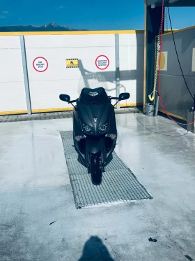     Yamaha T-max 530