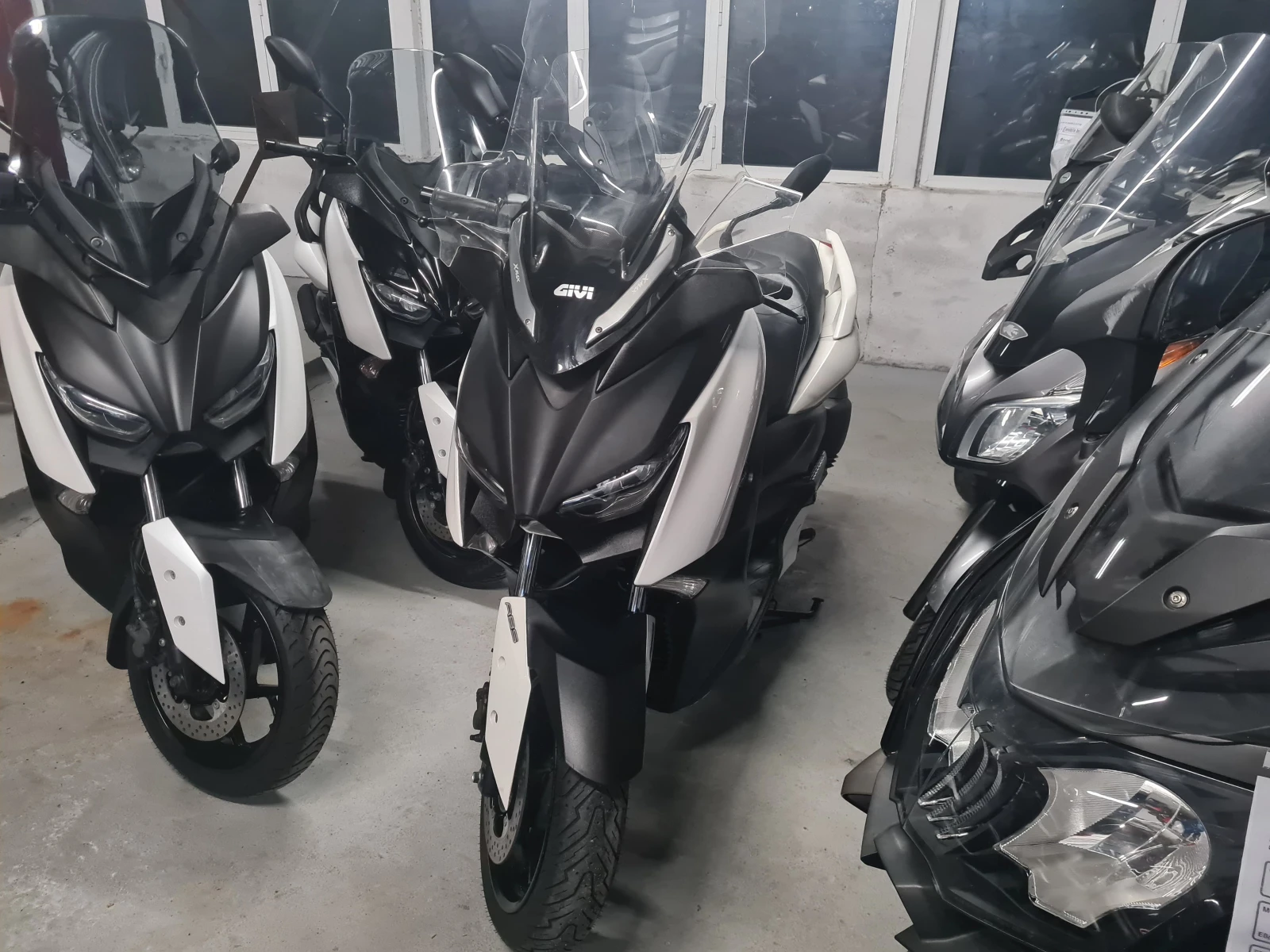Yamaha X-max 300i ABS/TCS