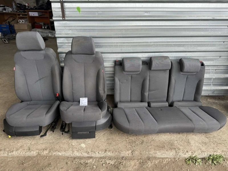 Салон Сеат Леон 2003-2010г Seat Leon седалки лявата има забележка н111