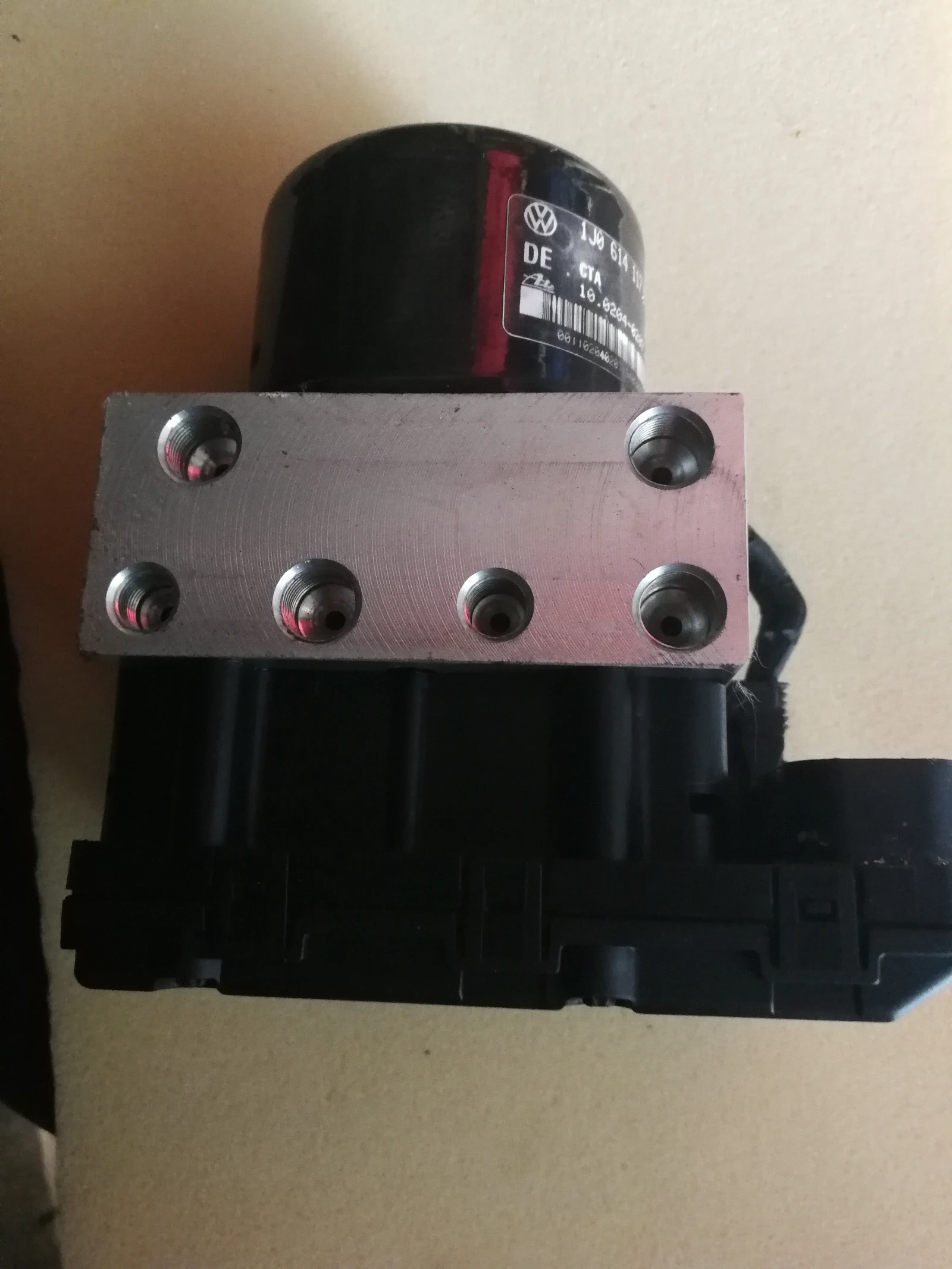   ABS modul 1J0614117D | Mobile.bg   2