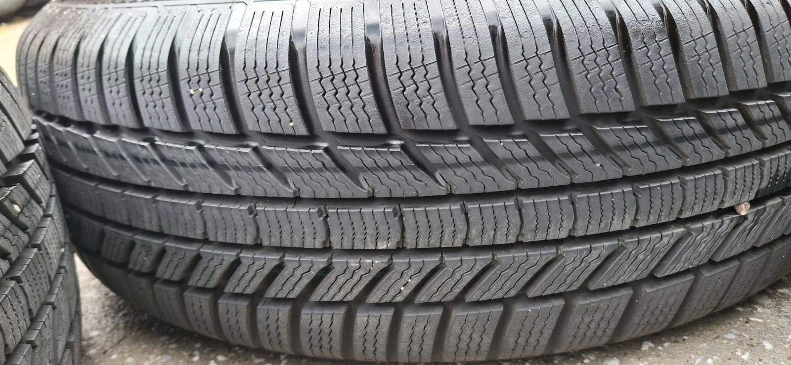 Гуми с джанти Continental 215/70R16, снимка 13 - Гуми и джанти - 56076051