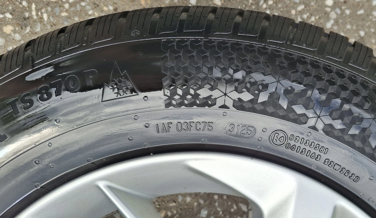Гуми с джанти Continental 215/70R16, снимка 7 - Гуми и джанти - 56076051