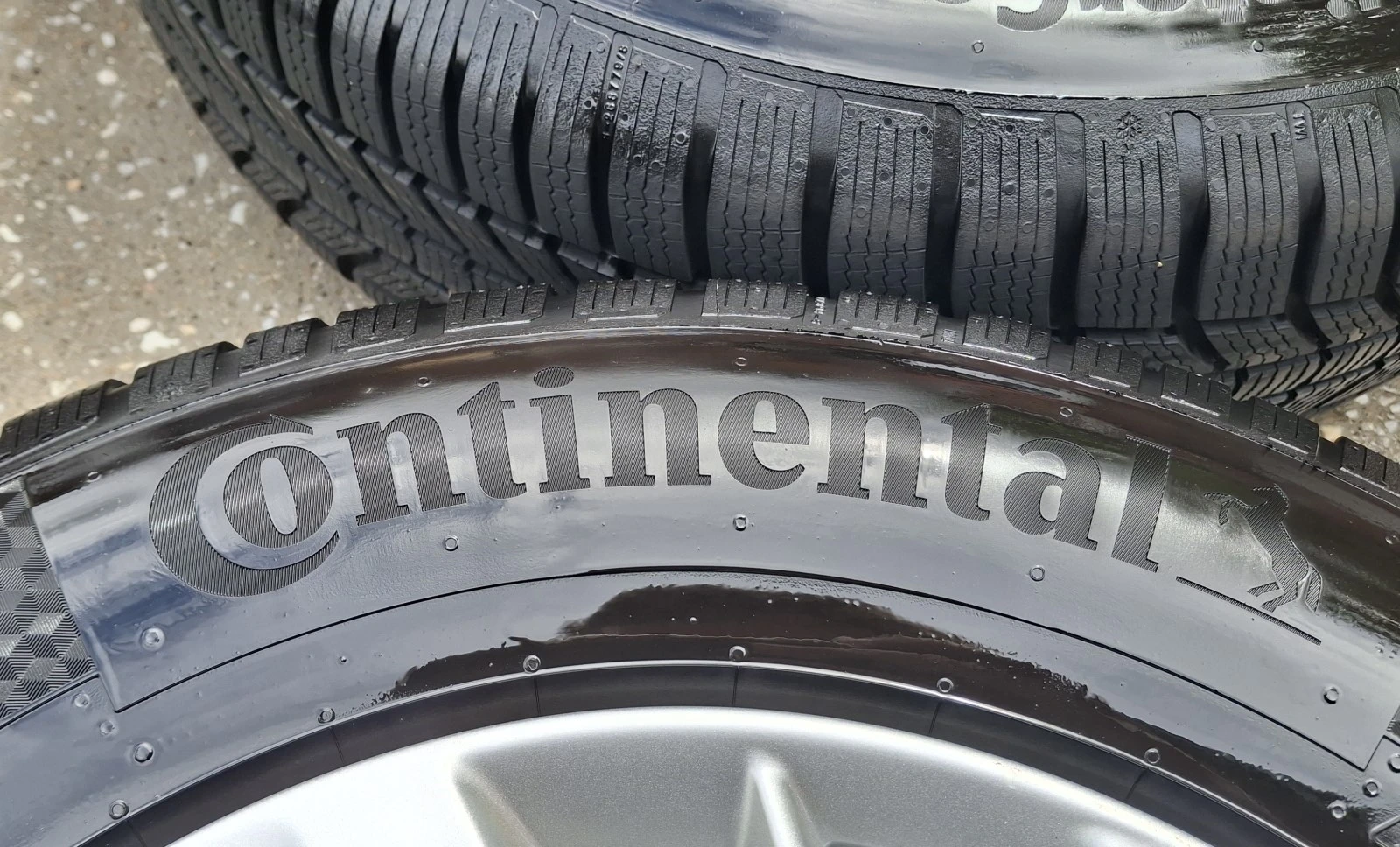 Гуми с джанти Continental 215/70R16, снимка 6 - Гуми и джанти - 56076051