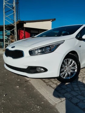 Kia Ceed БЕНЗИН 1.4 99к.с. ТОП СЪСТОЯНИЕ , снимка 1