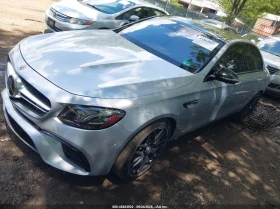 ������ Mercedes-Benz E 63 A...