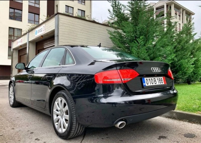 Audi A4 3.0 TDI, снимка 7 - Автомобили и джипове - 47382101