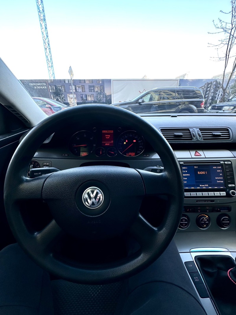 VW Passat 2.0 TDI, снимка 7 - Автомобили и джипове - 45321014