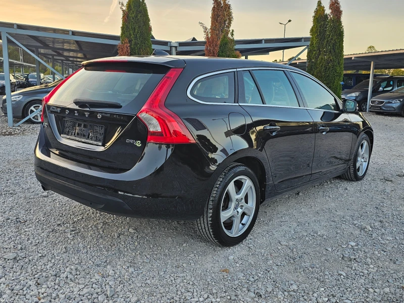 Volvo V60 1, 6 D НОВ ВНОС !! РЕАЛНИ КИЛОМЕТРИ !!, снимка 5 - Автомобили и джипове - 47701215