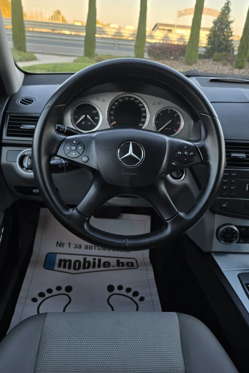 Mercedes-Benz C 220 CDI Avantgarde.Navi.Мотор 646, снимка 9 - Автомобили и джипове - 47720191