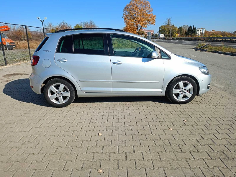 VW Golf Plus 1.6 TDI, снимка 3 - Автомобили и джипове - 48080161