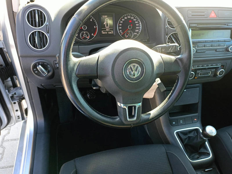 VW Golf Plus 1.6 TDI, снимка 6 - Автомобили и джипове - 48080161