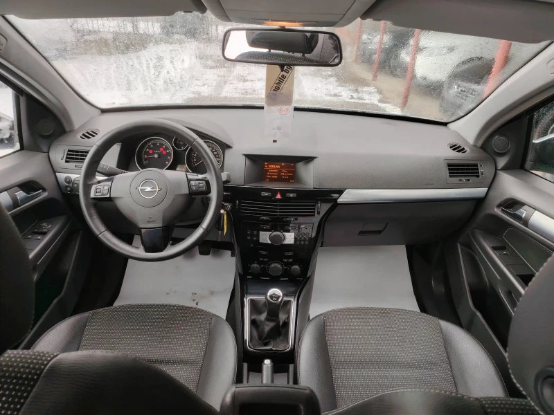 Opel Astra 1.6 i, снимка 11 - Автомобили и джипове - 49168205