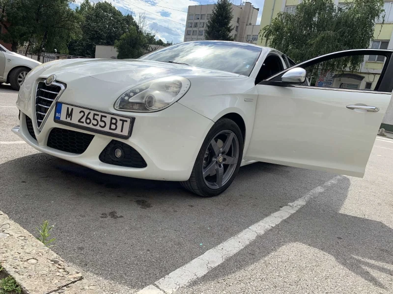 Alfa Romeo Giulietta, снимка 3 - Автомобили и джипове - 52777684
