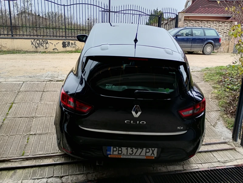 Renault Clio 0.9Тсе, снимка 8 - Автомобили и джипове - 52812909