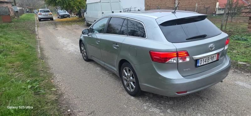 Toyota Avensis 2.0d  FACE, снимка 3 - Автомобили и джипове - 53078326