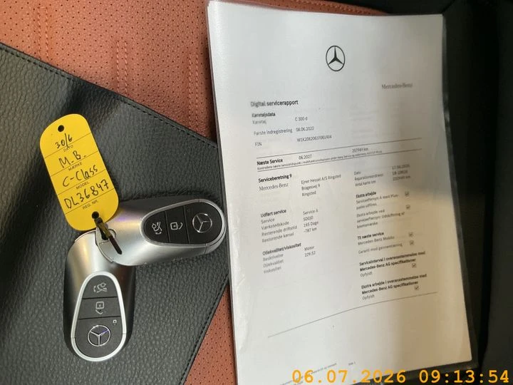 Mercedes-Benz C 300 d AMG Line Premium Plus, снимка 6 - Автомобили и джипове - 55689025