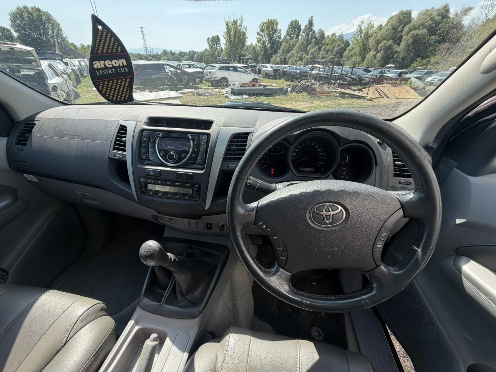 Toyota Hilux 3.0 D4D 169кс 4x4 2010 , снимка 10 - Автомобили и джипове - 52982269