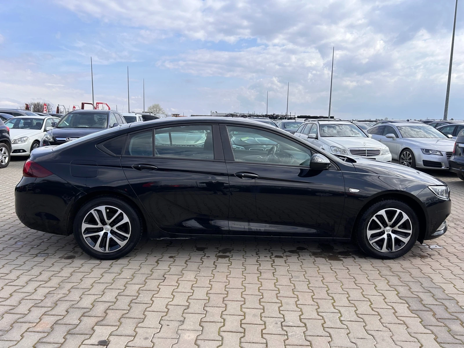 Opel Insignia 1.6CDTI NAVI EURO 6 ЛИЗИНГ - изображение 5