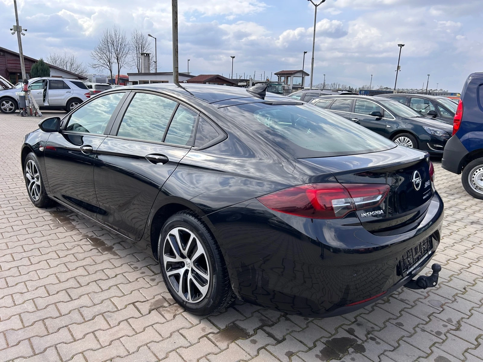 Opel Insignia 1.6CDTI NAVI EURO 6 ЛИЗИНГ - изображение 8