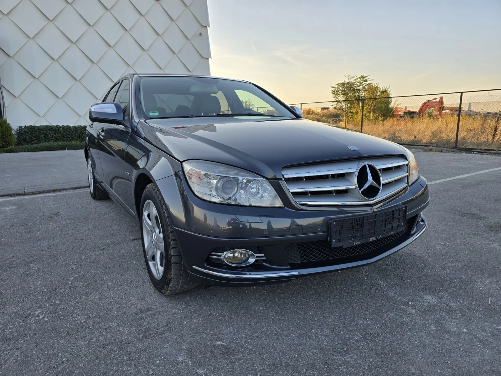 Mercedes-Benz C 220 CDI Avantgarde.Navi.Мотор 646 - изображение 2