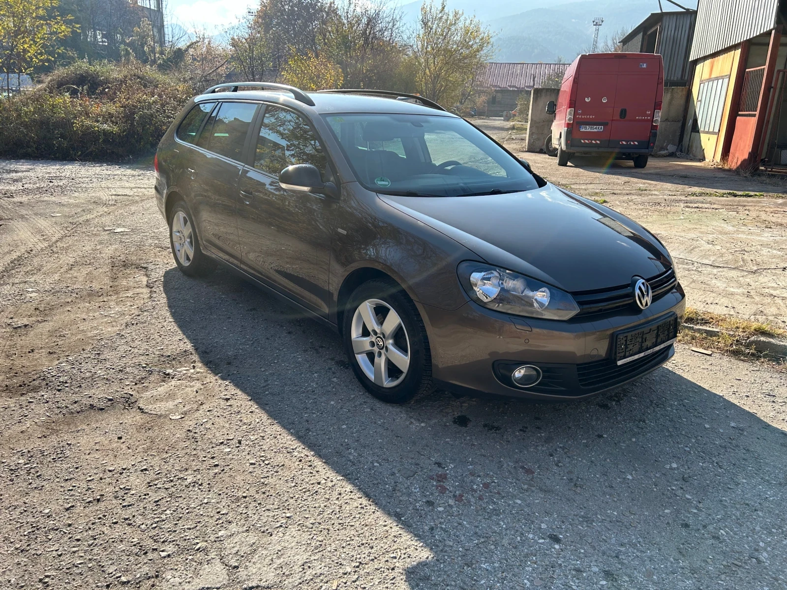 VW Golf 1.6 TDI MATCH - изображение 6