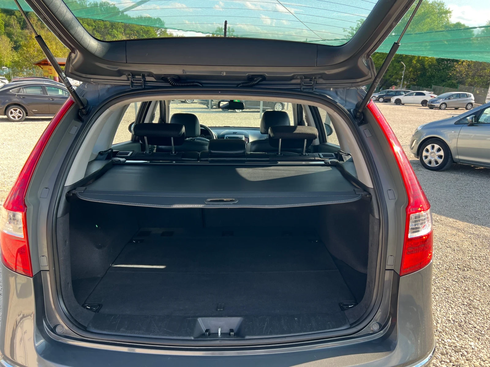 Hyundai I30 2.0 SW SWISS - изображение 10
