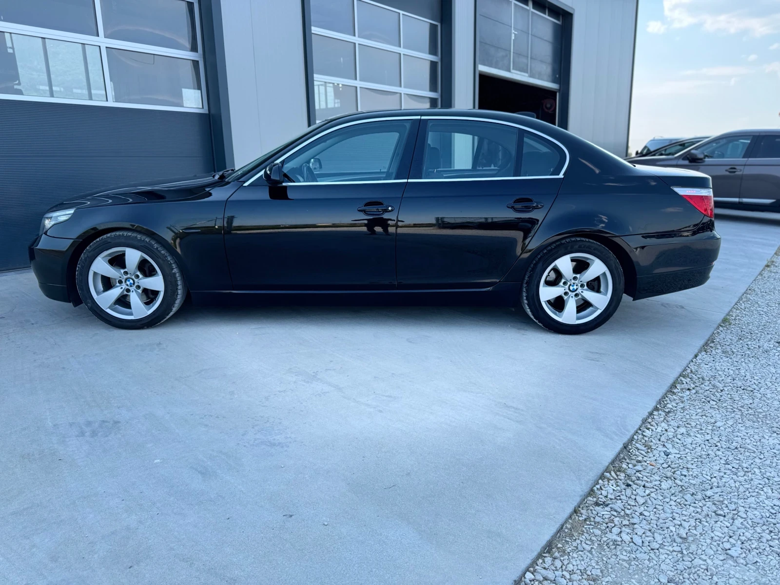 BMW 520 216 000 KM - изображение 3