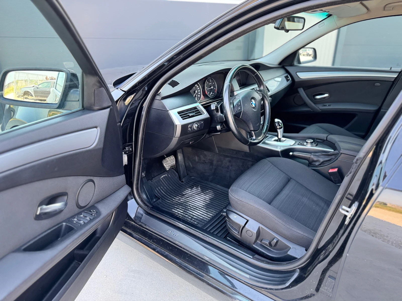 BMW 520 216 000 KM | Mobile.bg   11