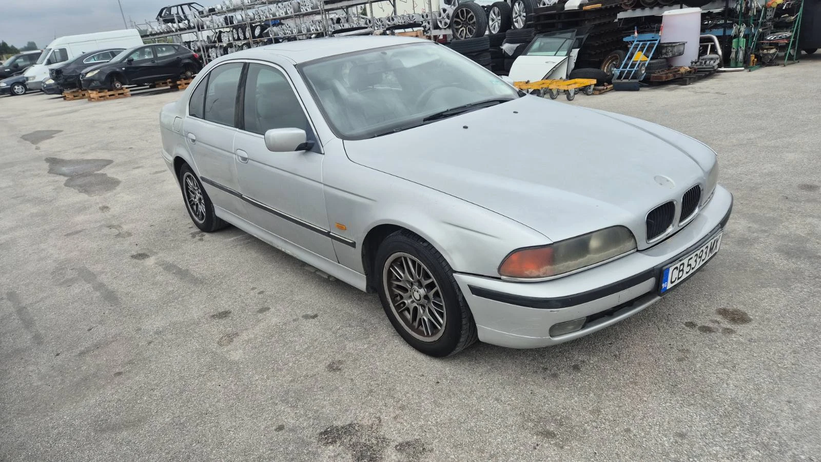 BMW 520  - изображение 6