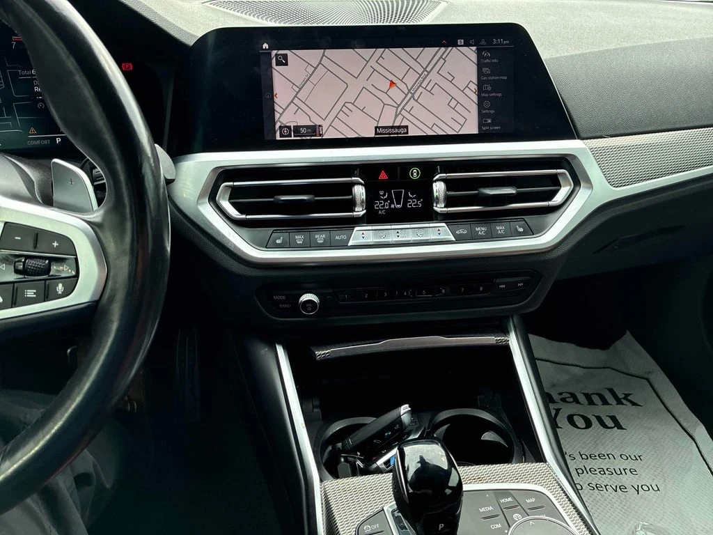 BMW 330 i xDrive * CARFAX *    | Mobile.bg   8