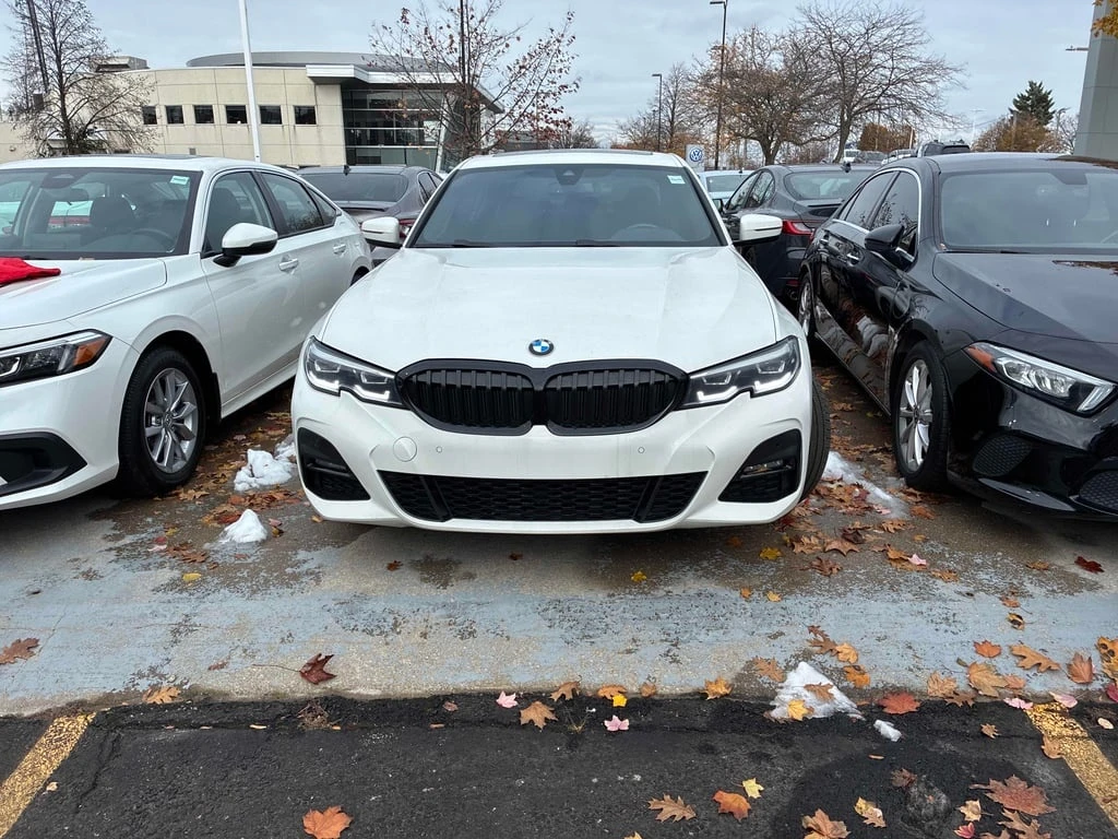 BMW 330 i xDrive * CARFAX *    | Mobile.bg   2