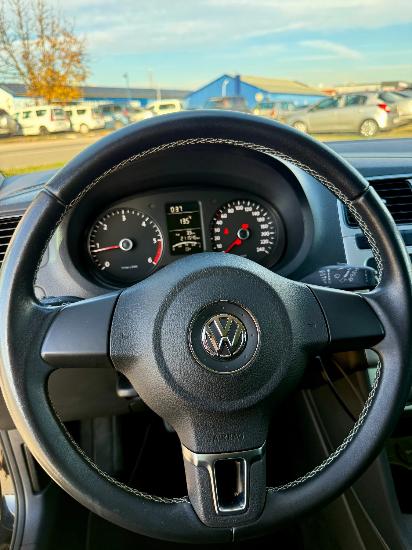 VW Polo 1.6 TDI Match | Mobile.bg   12