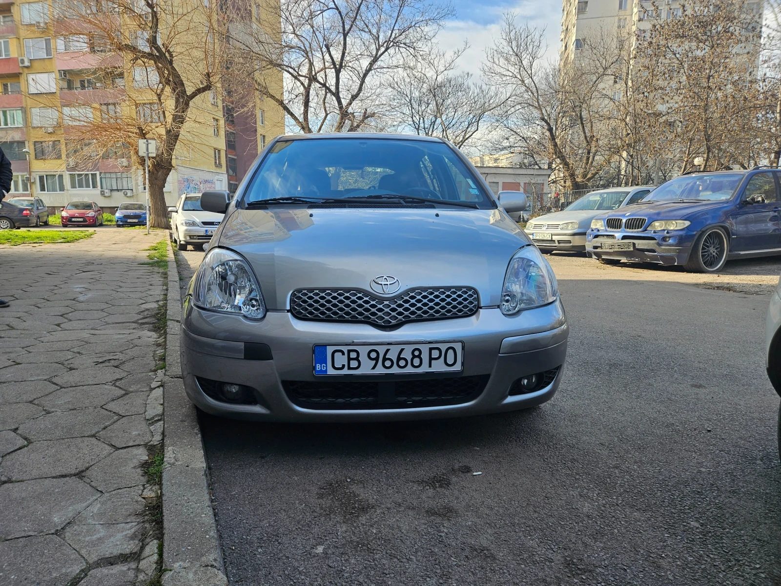 Toyota Yaris  - изображение 3