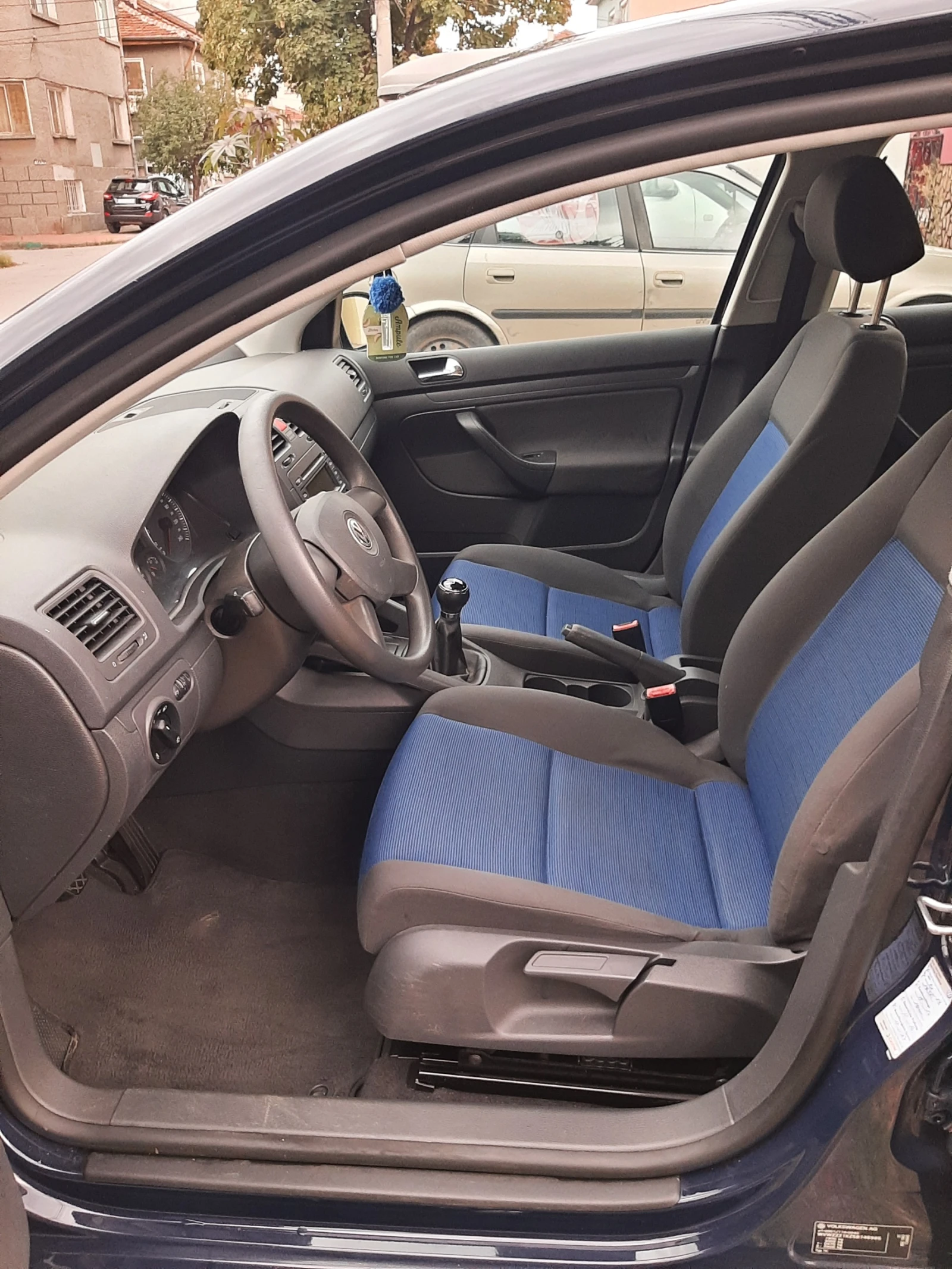 VW Golf 1.6 i - изображение 9