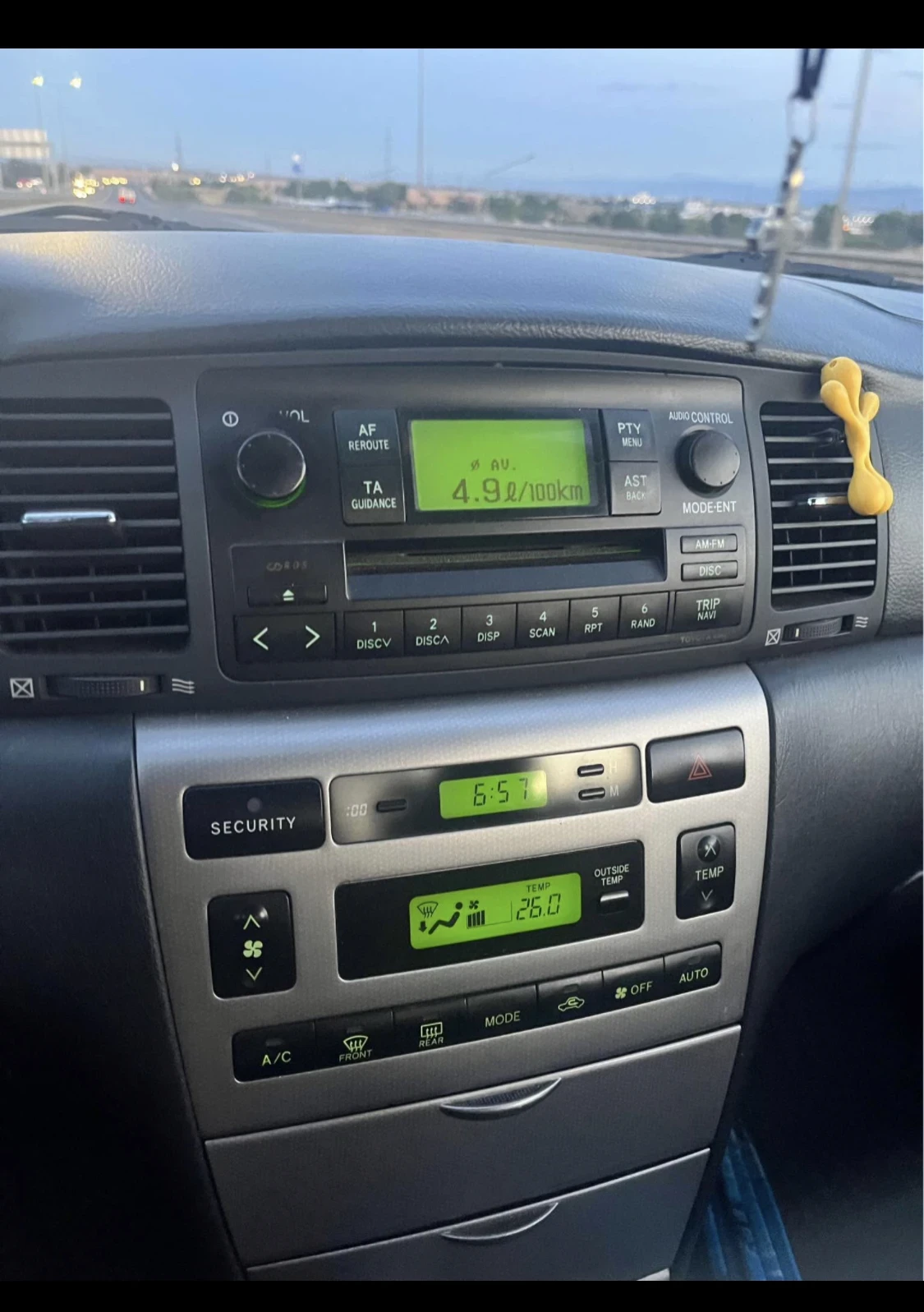 Toyota Corolla D4D - изображение 5