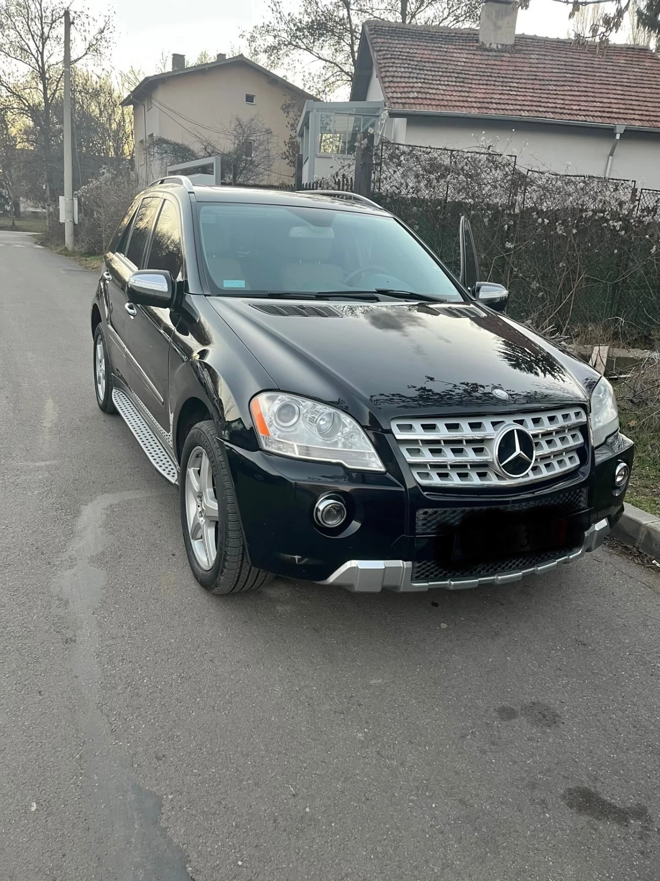 Mercedes-Benz ML 550 * AMG LINE* V8* CARFAX* 5.5* 388 | Mobile.bg � ����������� 4