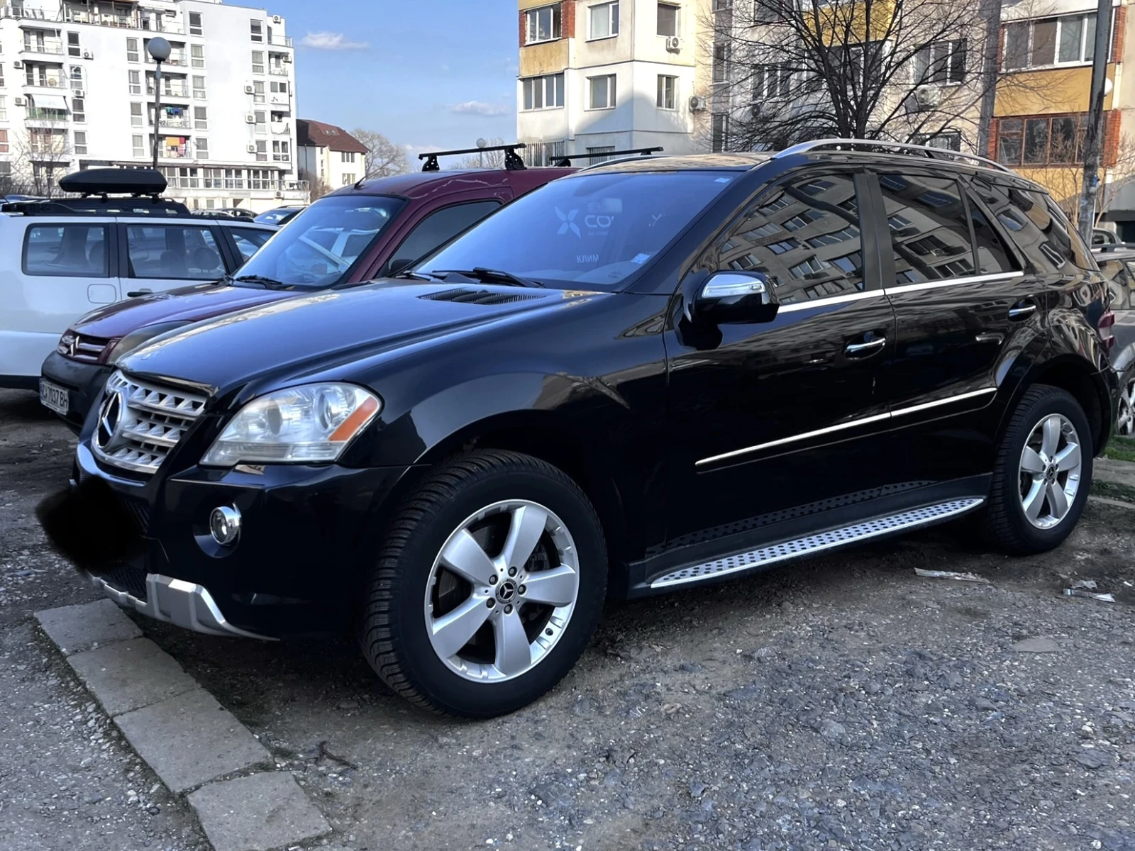 Mercedes-Benz ML 550 * AMG LINE* V8* FACELIFT* 5.5* 388* CARFAX, снимка 3 - Автомобили и джипове - 53458626