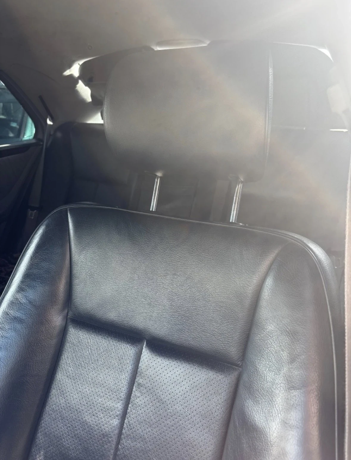 Mercedes-Benz E 220, снимка 6 - Автомобили и джипове - 53830234