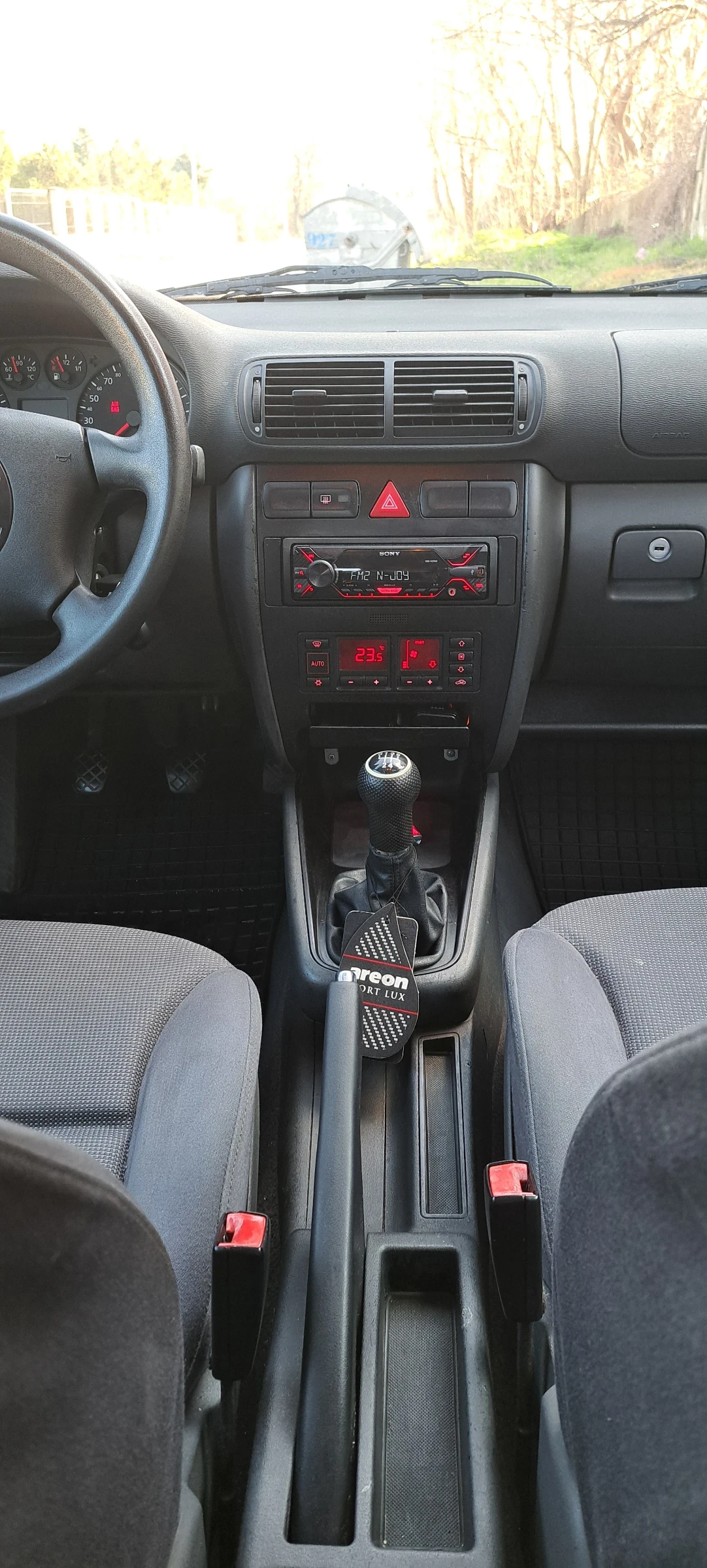 Audi A3 1.8, снимка 8 - Автомобили и джипове - 53848717