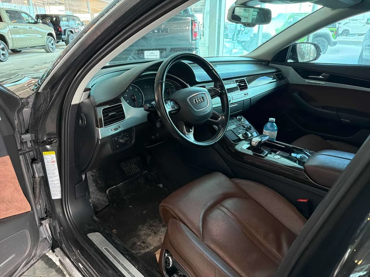 Audi A8  3.0T / CARFAX / 360 / ОБДУХВАНЕ , снимка 5 - Автомобили и джипове - 53853904