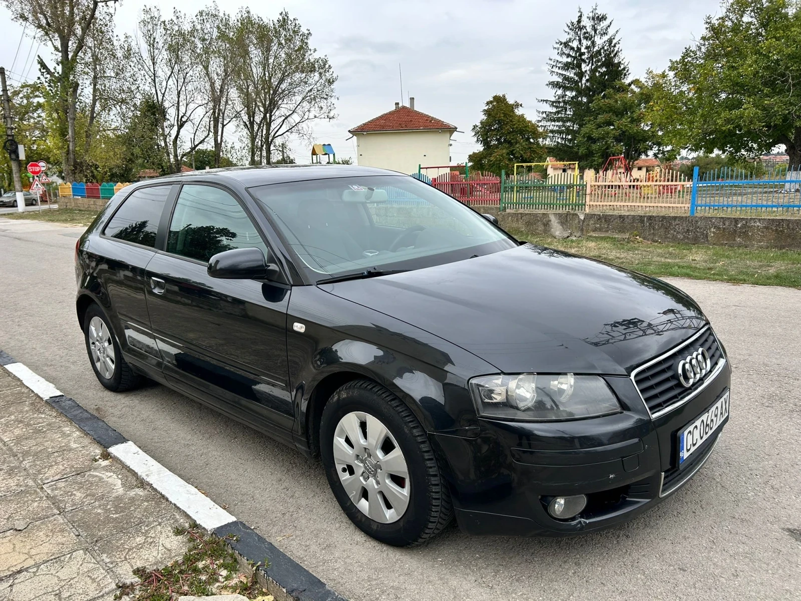 Audi A3 Audi A3 8P, снимка 4 - Автомобили и джипове - 54011454