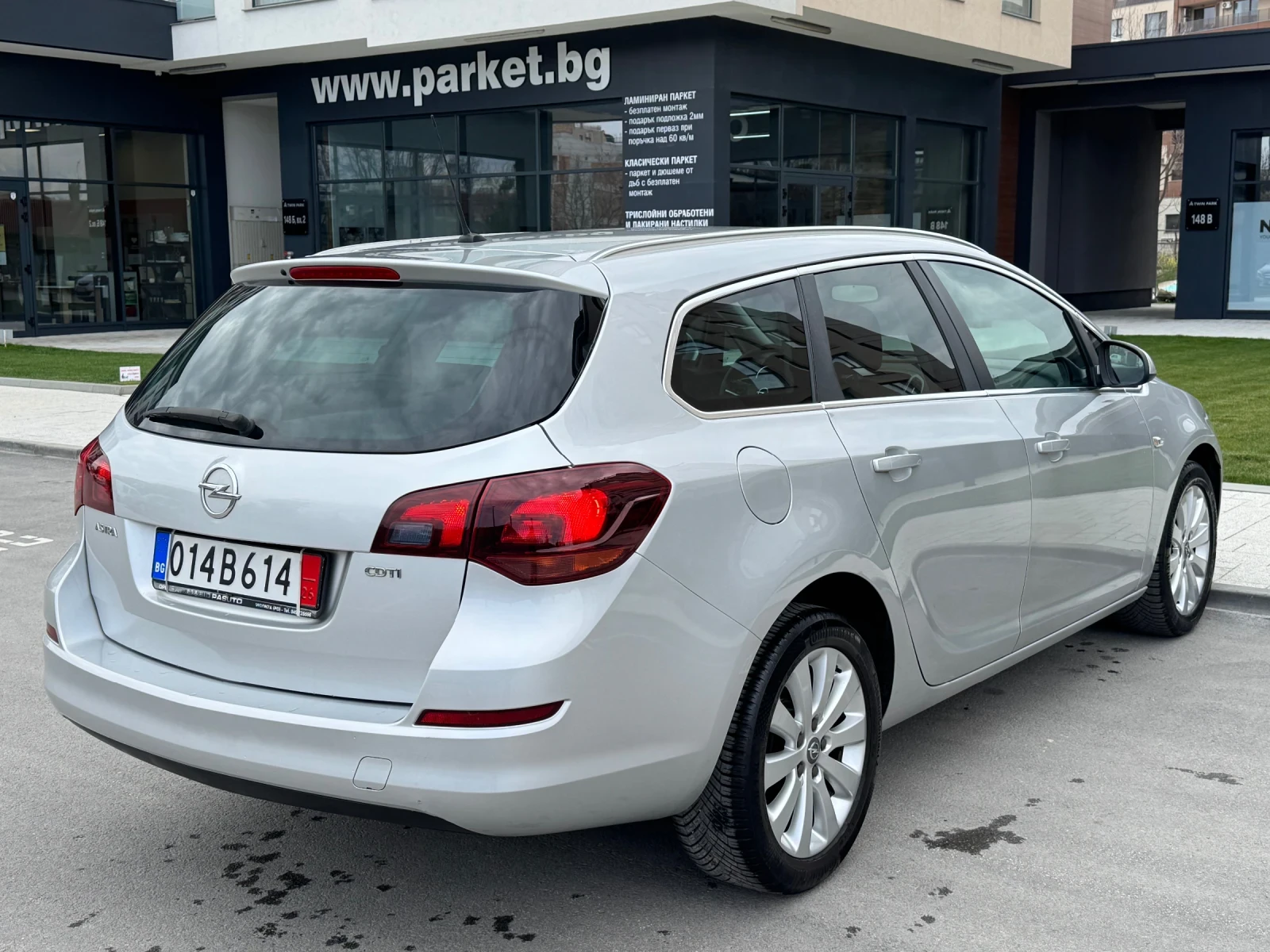 Opel Astra 1.7 CDTI Cosmo* 6 скорости* КОЖА* EURO 5, снимка 6 - Автомобили и джипове - 54041819